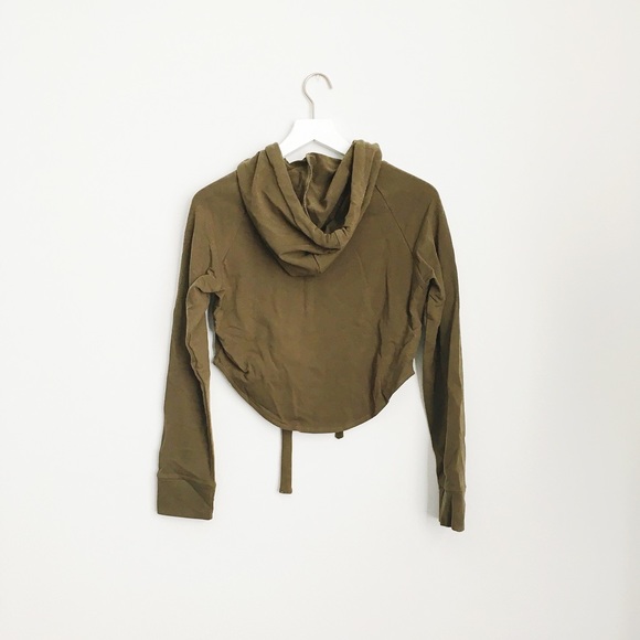 CLEARANCE ✨ Olive Green Cropped Hoodie - Picture 5 of 5